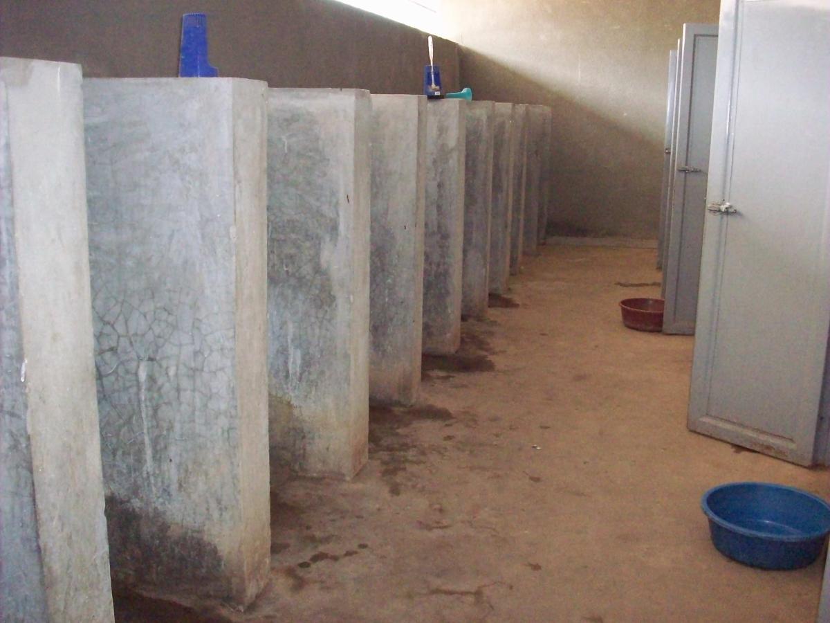 Burundi-2008-10-329-064